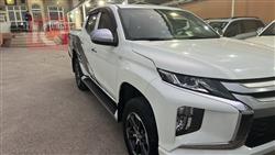 میتسوبیشی L200